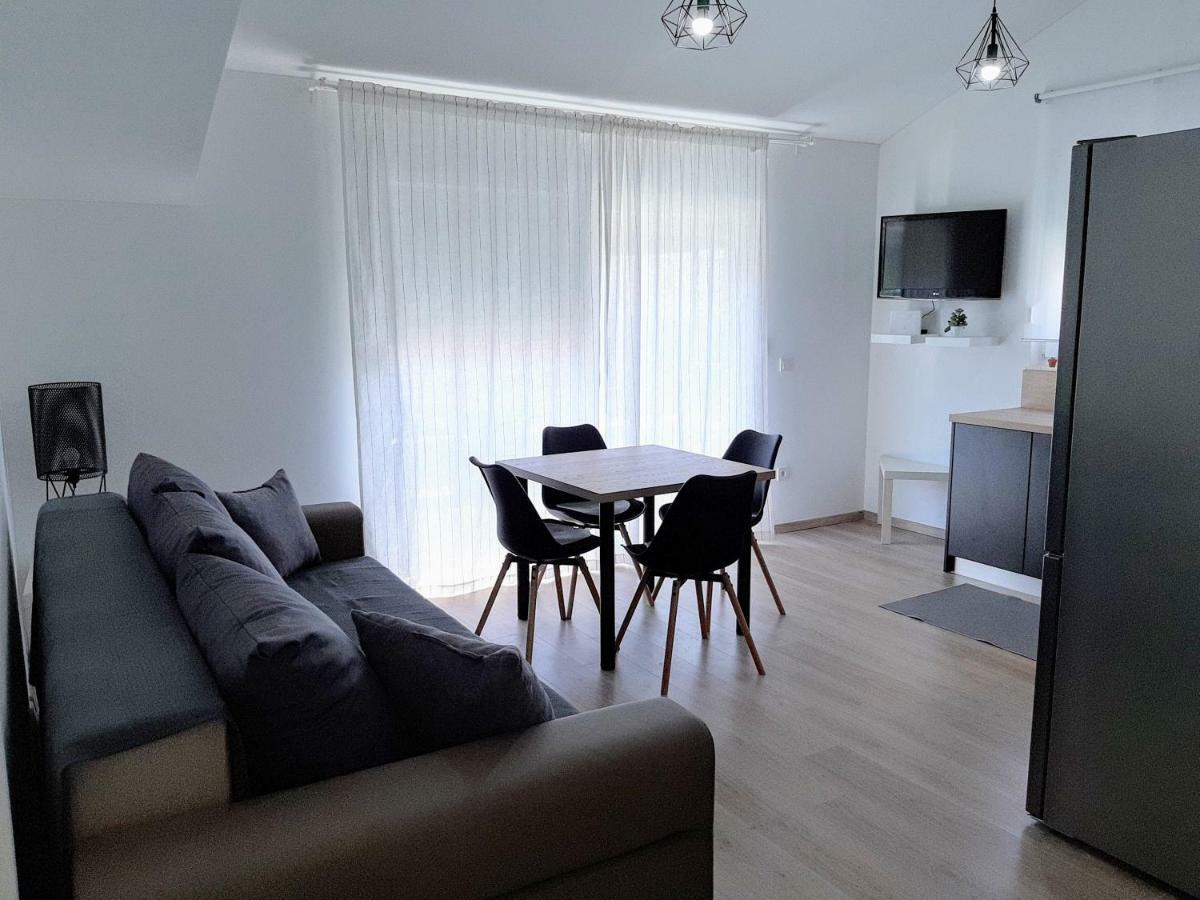 Apartment Pepina Vodice Exteriör bild