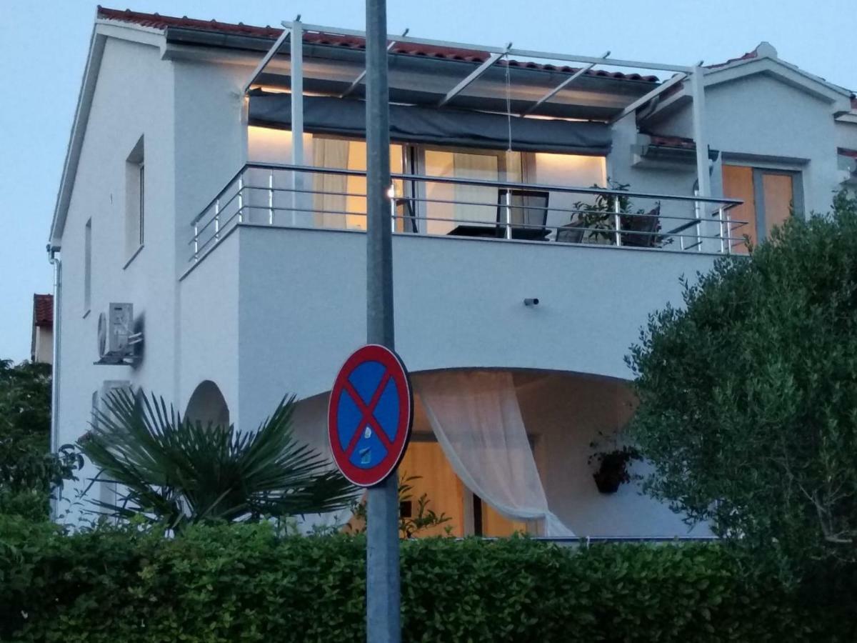 Apartment Pepina Vodice Exteriör bild